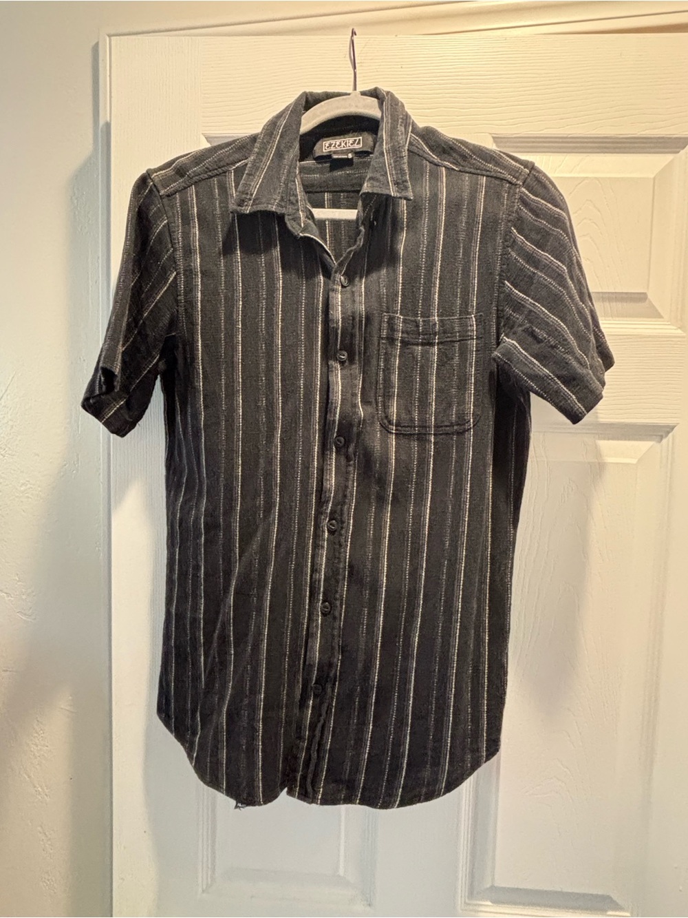 Ezekiel Black Short Sleeve Button-Down Shirt with White Pinstripes